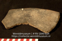 Aardewerk (fragment) (Collectie Wereldmuseum, RV-2049-624)