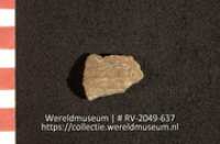 Aardewerk (fragment) (Collectie Wereldmuseum, RV-2049-637)