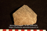 Aardewerk (fragment) (Collectie Wereldmuseum, RV-2049-656)