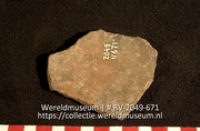 Aardewerk (fragment) (Collectie Wereldmuseum, RV-2049-671)