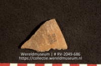 Aardewerk (fragment) (Collectie Wereldmuseum, RV-2049-686)