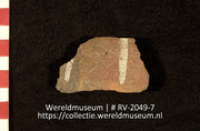Versierd aardewerk (fragment) (Collectie Wereldmuseum, RV-2049-7)