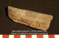 Aardewerk (fragment) (Collectie Wereldmuseum, RV-2049-736)