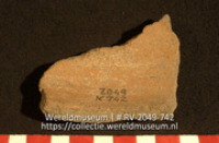 Aardewerk (fragment) (Collectie Wereldmuseum, RV-2049-742)