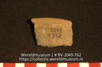 Aardewerk (fragment) (Collectie Wereldmuseum, RV-2049-762)