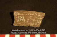 Aardewerk (fragment) (Collectie Wereldmuseum, RV-2049-773)