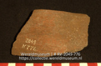 Aardewerk (fragment) (Collectie Wereldmuseum, RV-2049-776)