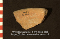 Aardewerk (fragment) (Collectie Wereldmuseum, RV-2049-780)