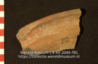 Aardewerk (fragment) (Collectie Wereldmuseum, RV-2049-781)