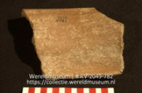 Aardewerk (fragment) (Collectie Wereldmuseum, RV-2049-782)