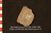 Aardewerk (fragment) (Collectie Wereldmuseum, RV-2049-786)