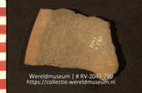 Aardewerk (fragment) (Collectie Wereldmuseum, RV-2049-790)