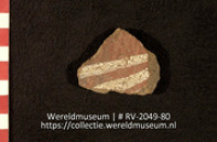 Versierd aardewerk (fragment) (Collectie Wereldmuseum, RV-2049-80)