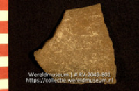 Aardewerk (fragment) (Collectie Wereldmuseum, RV-2049-801)