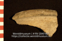 Aardewerk (fragment) (Collectie Wereldmuseum, RV-2049-807)
