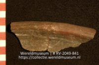 Versierd aardewerk (fragment) (Collectie Wereldmuseum, RV-2049-841)