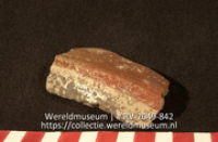 Versierd aardewerk (fragment) (Collectie Wereldmuseum, RV-2049-842)
