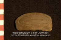 Versierd aardewerk (fragment) (Collectie Wereldmuseum, RV-2049-864)