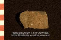 Aardewerk (fragment) (Collectie Wereldmuseum, RV-2049-866)