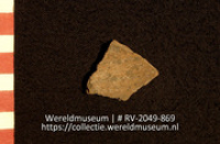 Aardewerk (fragment) (Collectie Wereldmuseum, RV-2049-869)
