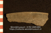 Aardewerk (fragment) (Collectie Wereldmuseum, RV-2049-893)