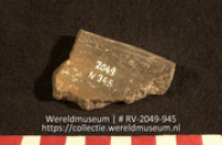 Aardewerk (fragment) (Collectie Wereldmuseum, RV-2049-945)