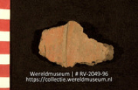 Versierd aardewerk (fragment) (Collectie Wereldmuseum, RV-2049-96)