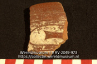 Versierd aardewerk (fragment) (Collectie Wereldmuseum, RV-2049-973)
