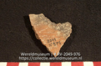 Aardewerk (fragment) (Collectie Wereldmuseum, RV-2049-976)