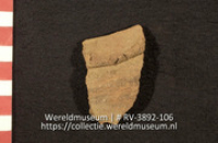 Pot (fragment) (Collectie Wereldmuseum, RV-3892-106)