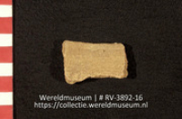 Pot (fragment) (Collectie Wereldmuseum, RV-3892-16)