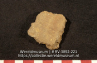 Pot (fragment) (Collectie Wereldmuseum, RV-3892-221)