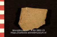 Pot (fragment) (Collectie Wereldmuseum, RV-3892-23)