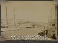 Serie G.M. Versteeg, album 4/4; Tapanahoni expeditie, Suriname 1904; expeditie; Wadigat te Curacao (17 December)' (Collectie Wereldmuseum, RV-A103-1-238), Versteeg, Gerard