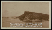 Serie C.H. De Goeje, album (1/4); Reis naar de Nederlandse Antillen en Suriname; reisfoto; Gezicht op Fort Nassau op het eiland Curacao (Collectie Wereldmuseum, RV-A115-1-82), De Goeje, C.H.