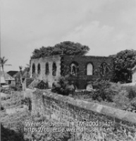 Ruine van een synagoge; Ruine van synagoge (Collectie Wereldmuseum, TM-20003941), Lawson, Boy