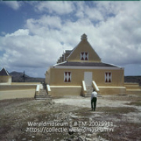 Magazijn bij het Landhuis Ascension; Landhuis 'Ascension', magazijn. (Collectie Wereldmuseum, TM-20029911), Lawson, Boy