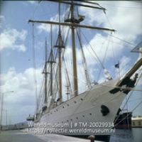Het Chileense Marine opleidingsschip de Esmeralda; Opleidingsschip Esmeralda, Chileense marine. (Collectie Wereldmuseum, TM-20029934), Lawson, Boy