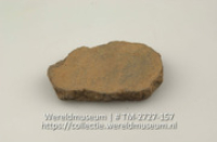 Aardewerken fragment (Collectie Wereldmuseum, TM-2727-157)