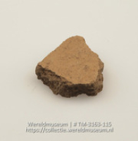 Aardewerken fragment (Collectie Wereldmuseum, TM-3163-115)