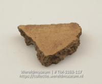 Aardewerken fragment (Collectie Wereldmuseum, TM-3163-117)
