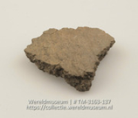 Aardewerken fragment (Collectie Wereldmuseum, TM-3163-137)