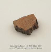 Aardewerken wandfragment (Collectie Wereldmuseum, TM-3163-156)