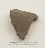 Aardewerken fragment (Collectie Wereldmuseum, TM-3163-167)