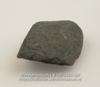 Stenen bijlkling (Collectie Wereldmuseum, TM-3163-197)