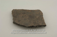 Aardewerken fragment (Collectie Wereldmuseum, TM-3163-36)
