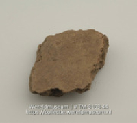 Aardewerken fragment (Collectie Wereldmuseum, TM-3163-44)
