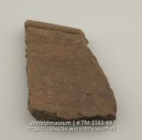 Aardewerken fragment (Collectie Wereldmuseum, TM-3163-49)