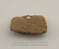 Aardewerken fragment (Collectie Wereldmuseum, TM-3163-65)