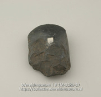 Gepolijste stenen bijl (Collectie Wereldmuseum, TM-3189-17)